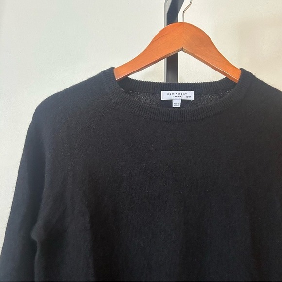 Equipment Femme 100% Cashmere Sloane Crew Neck Sweater Pullover Black $268 Sz XS - Picture 3 of 6
